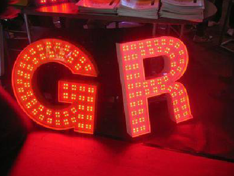 凤庆LED发光字有哪些优势？